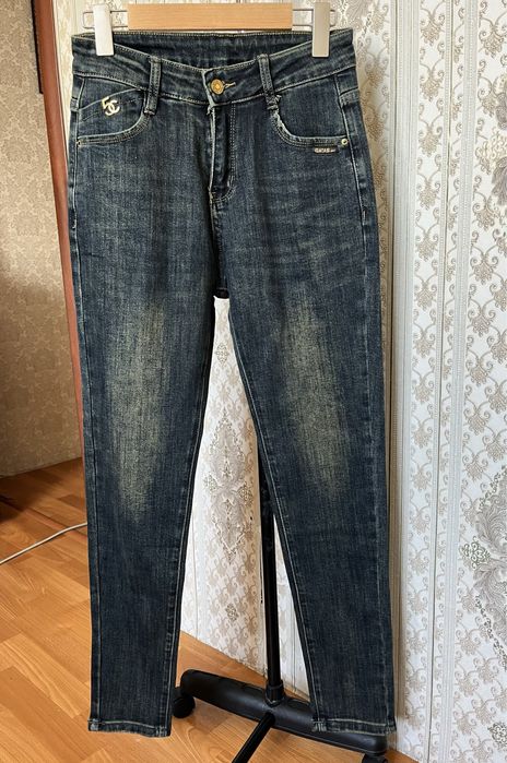 Новые джинсы 27/28 размер