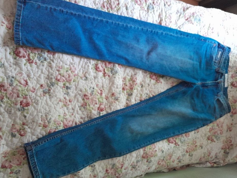 Продам джинсы размер 33-34