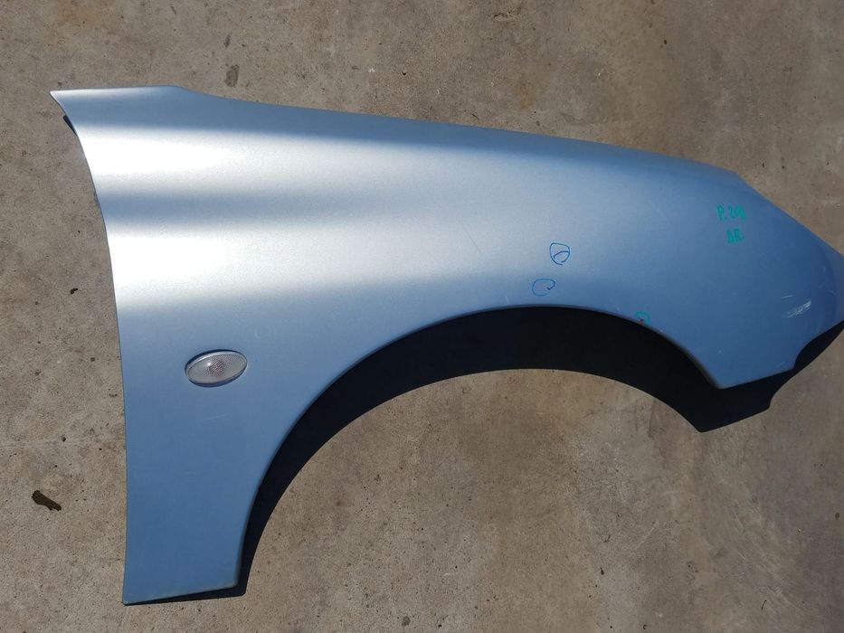 aripa dreapta fata peugeot 206 2002