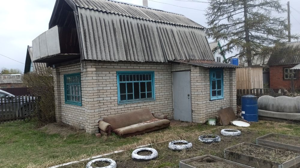 Продаётся дача четыре сотки