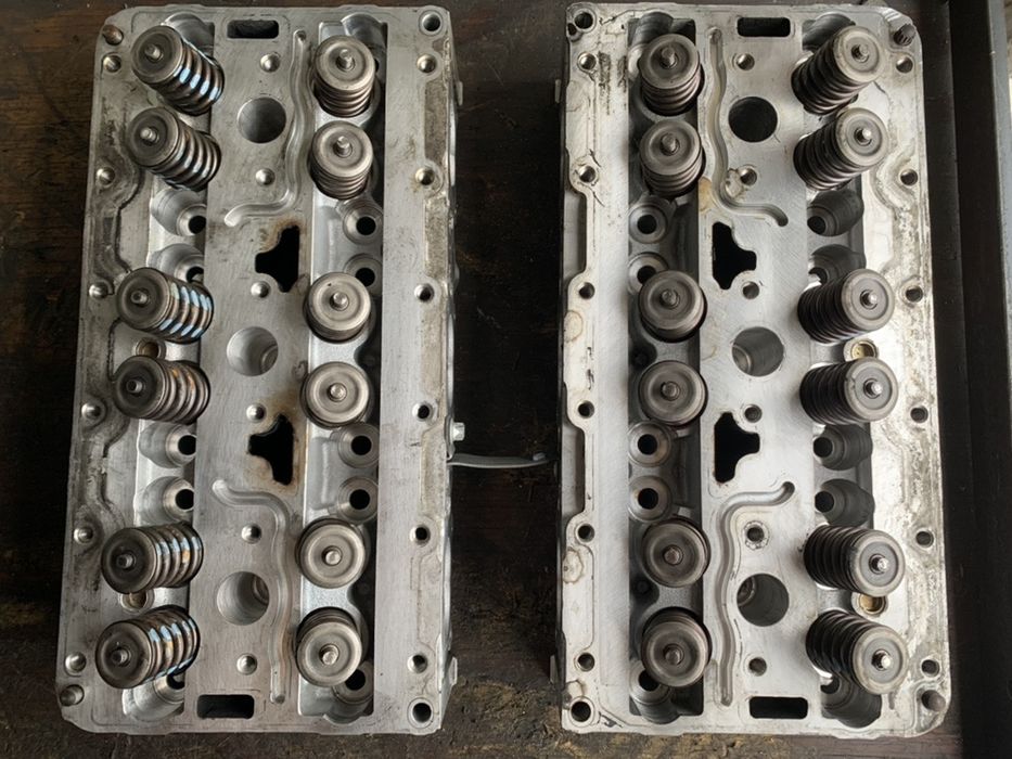 Porsche 911 997 3.6 Turbo Цилиндрова глава Cylinder head equipped