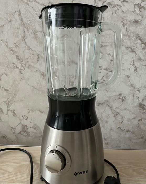 Блендер Vitek VT-1474