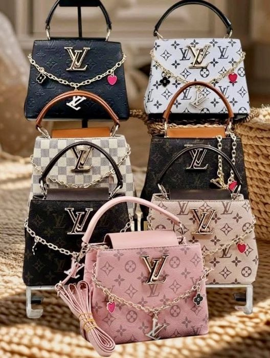 чанти Guess,Gucci,Pinko и още