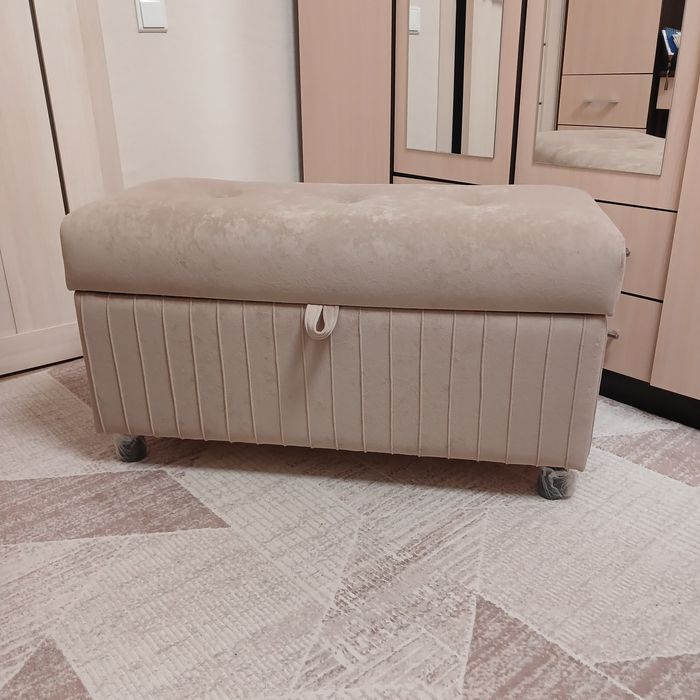 Продам стул в прихожую