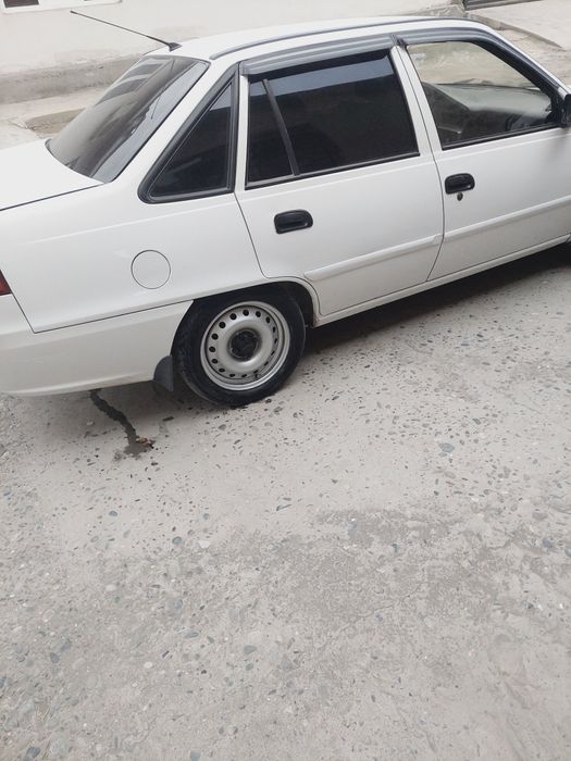 Holati yaxshi yurib turipti