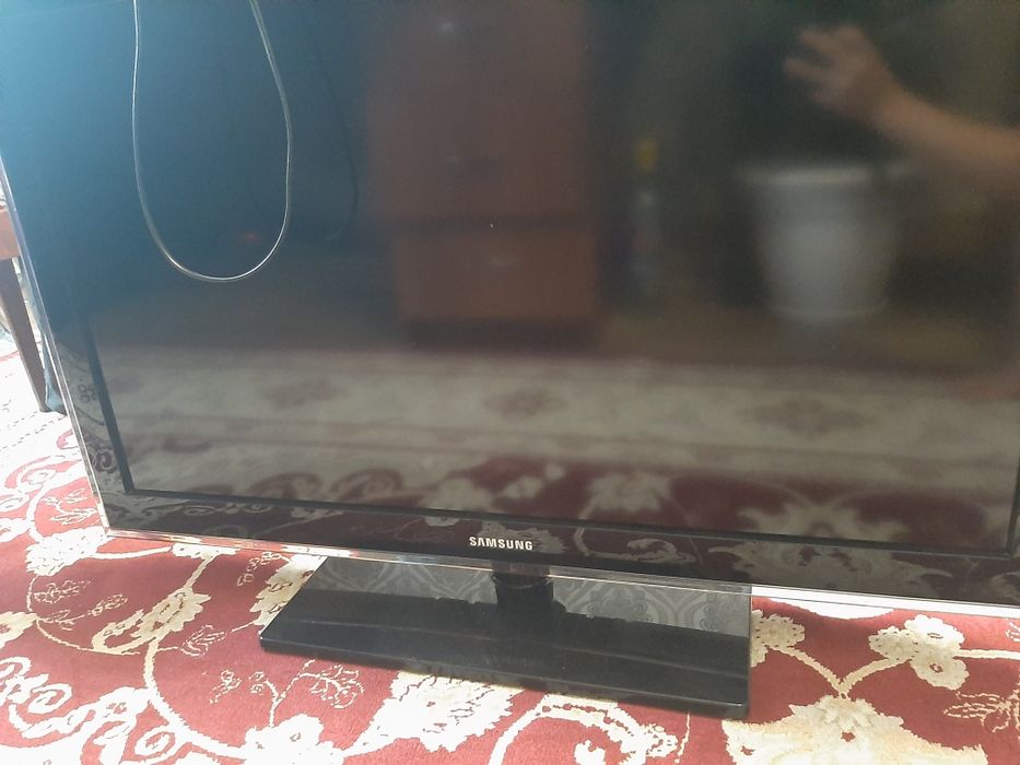 Продам телевизор Samsung