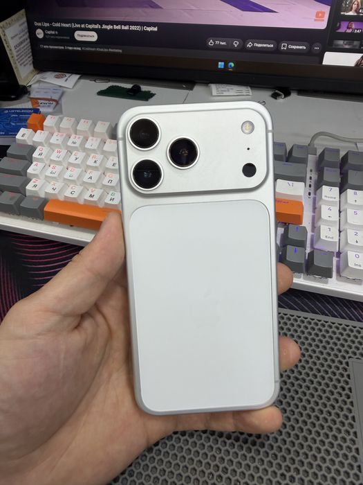Iphone 14 pro max 17 pro max qilingan