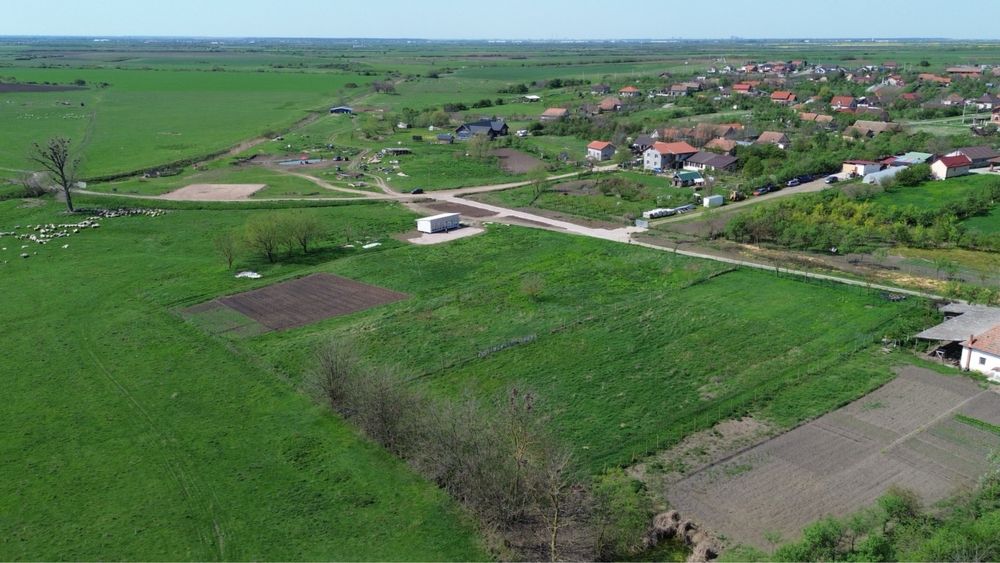 Teren intravilan Ianova 1508mp. Parcelabil