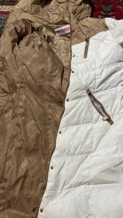 Длиная куртка белое