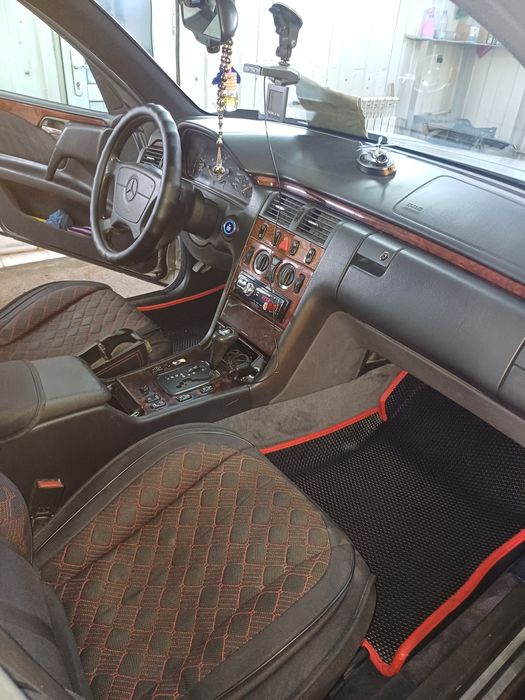 Продаётся мерседес