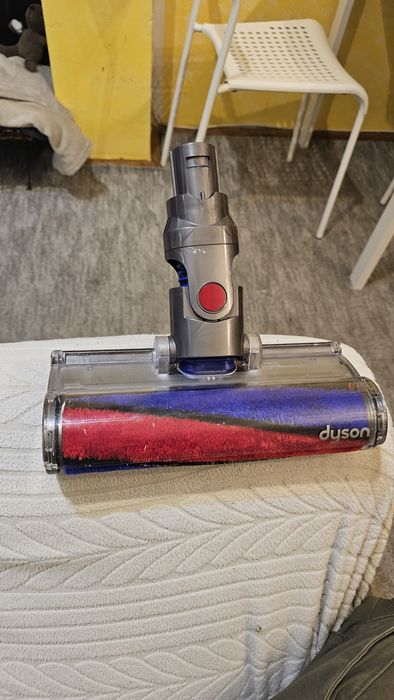 Perie fluffy dyson v6