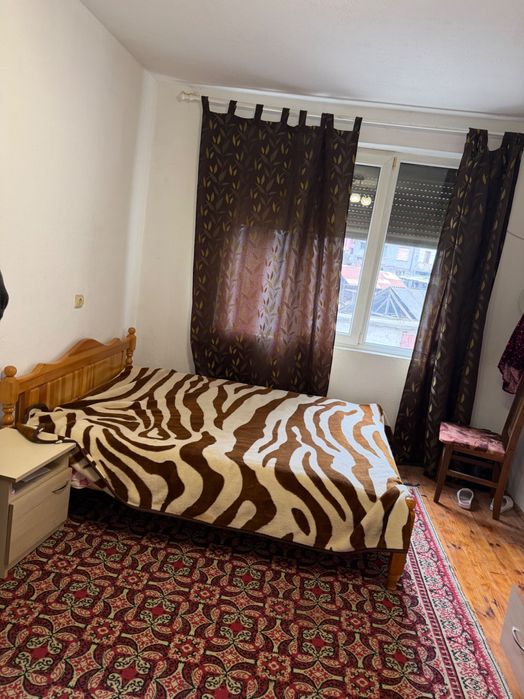 Продава се къща на  30км от Гр.Благоевград