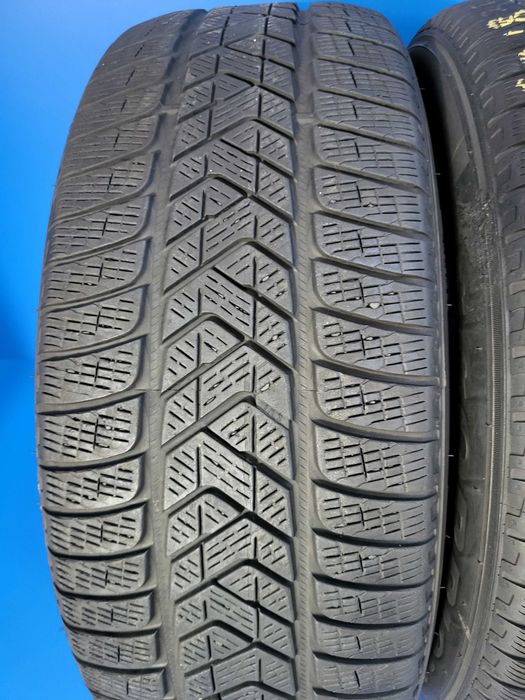 Vand set 4 anvelope M+S - 235 60 18 Pirelli Sottozero