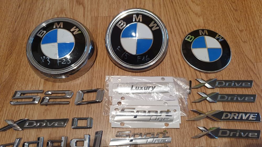 Emblema sigla logo BMW 1 2 3 4 5 6 7 x1 x3 x4 x5 x6