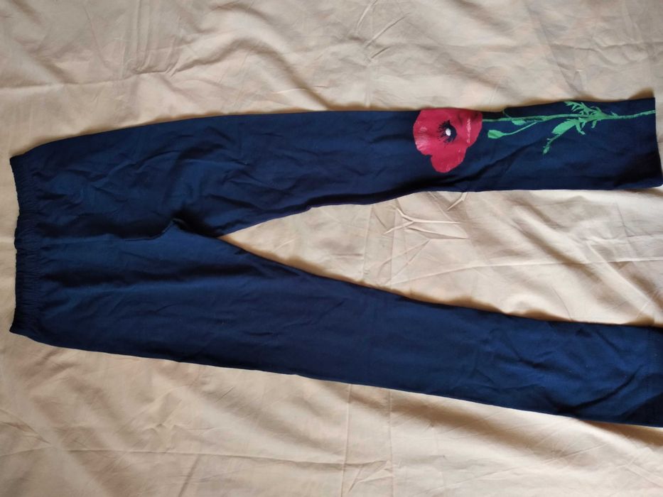 СРОЧНО  комплект Туника + лосины Новые