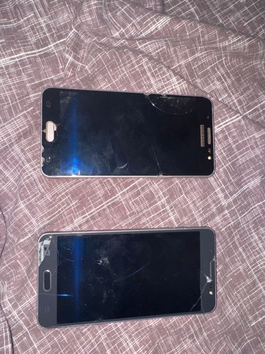 Продаю самсунг J5