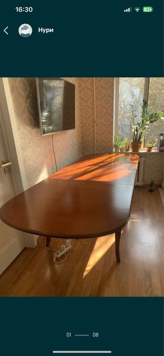 Стол со стульями