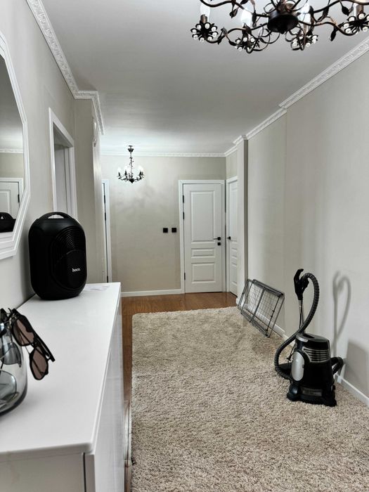 Продается 3 комнатная квартира