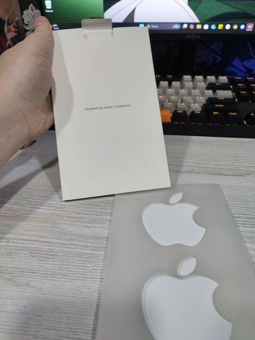 Оригинальные наклейки Apple (10 комплектов / 20 шт) + конверт