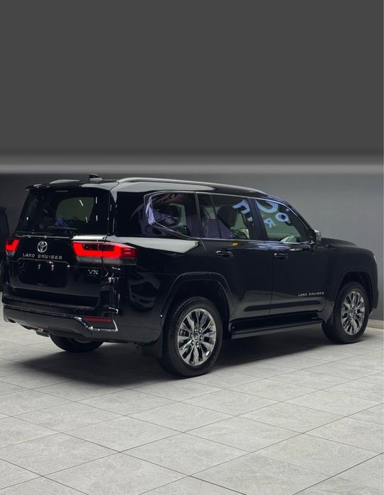 Toyota Land Cruiser 300  4.L