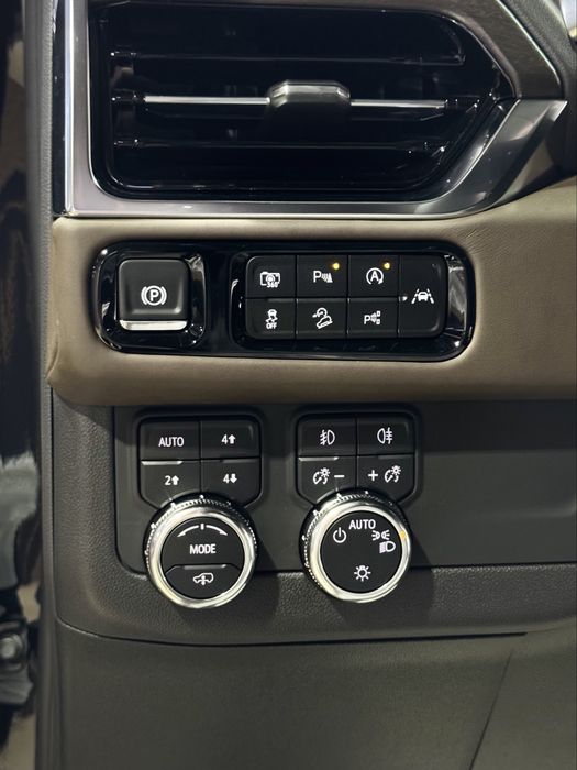 GMC Yukon Denali 2025 (без пробега)