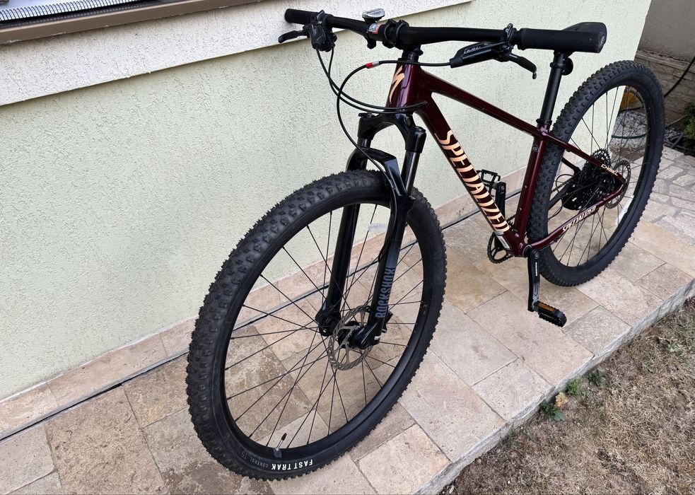 Bicicletă Specialized Chisel HT 29 MTB, mărimea XS, culoare Gloss Maroon / Ice Papaya