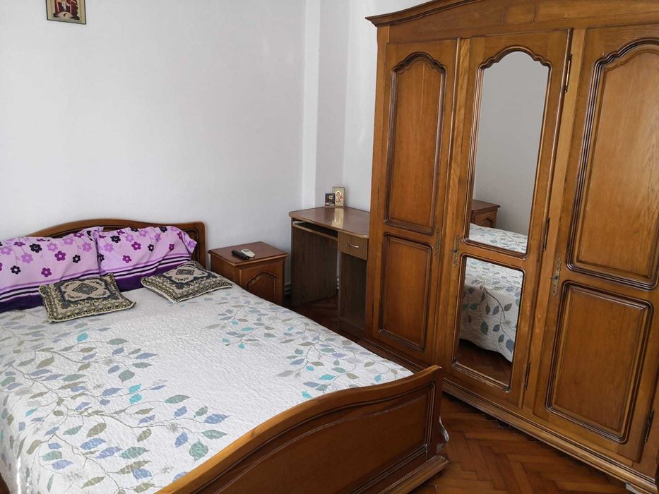 Inchiriez apartament 2 camere