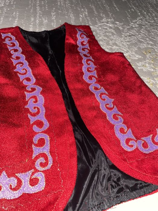 Продам кажекеи для девочки 5,6-7,8 лет