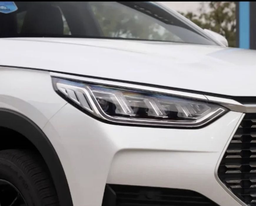 Стекло BYD Song Plus