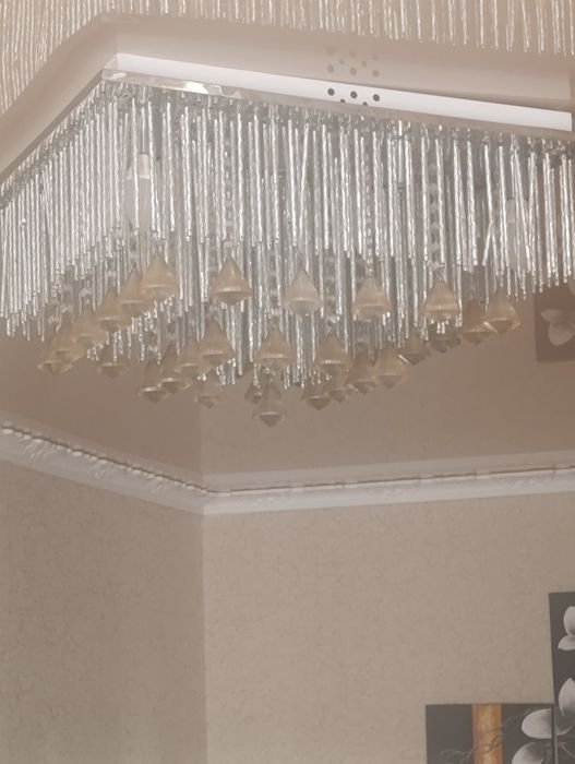 Люстра потолочная