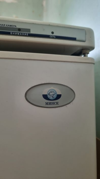 Продам холодильник (не рабочий)