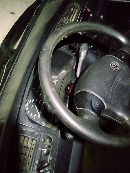 Гольф 3 1.6 на ходу