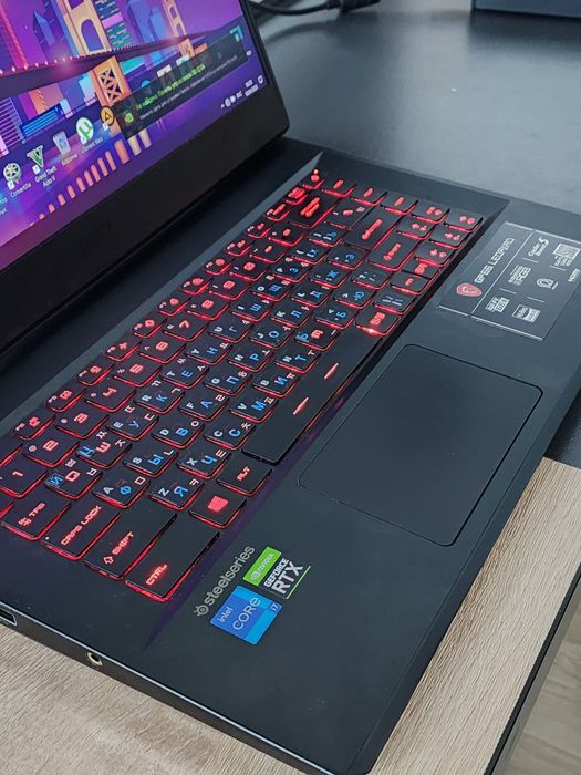 Noutbuk srochna sotiladi holat alo

Мо