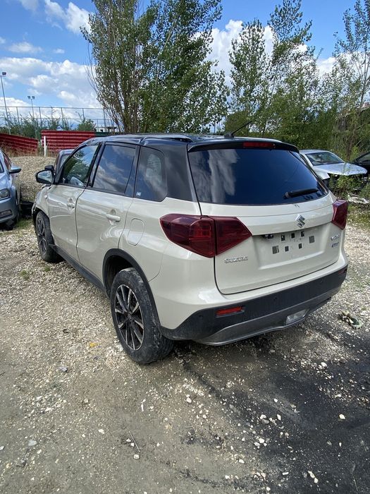 Vand suzuki vitara avariat