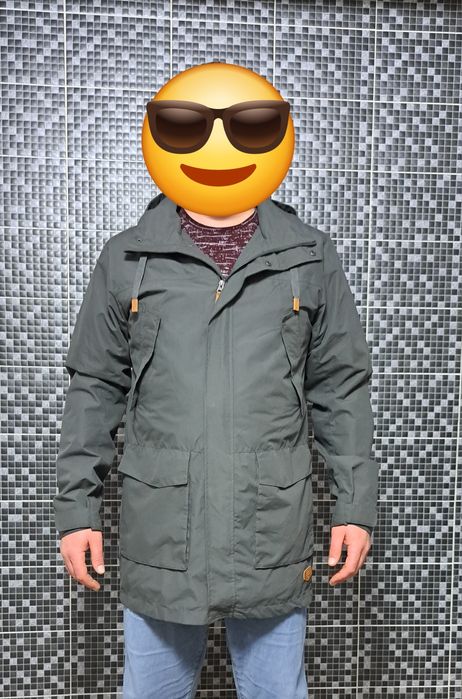 Продам тонкую куртку