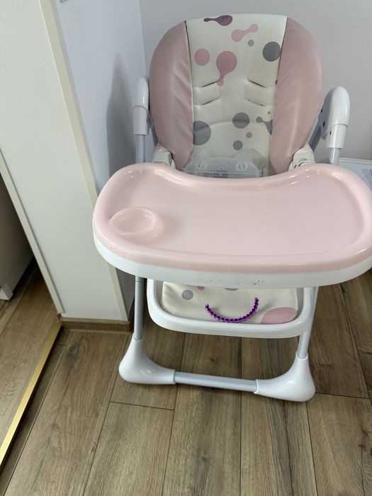 Scaun de masa bebelusi