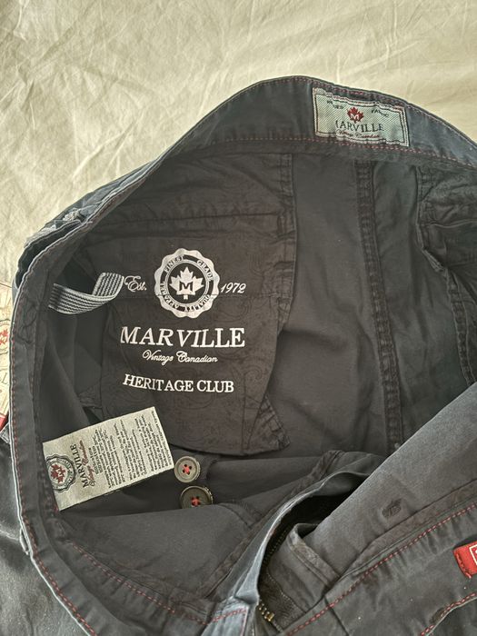 Pantaloni scurti Marville noi marimea 36