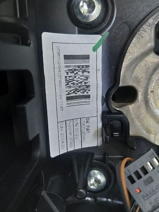 Volan piele in 3 spite cu comenzi jeep renegade bu b1 bv 07357026940