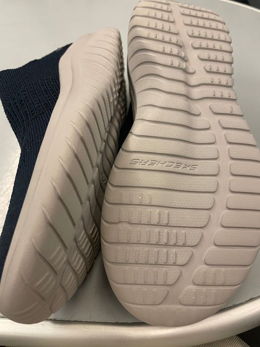 Adidasi Skechers, marime 31-32, stare foarte buna