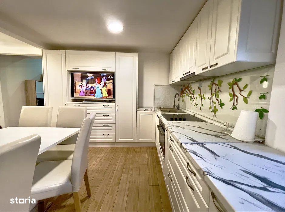Apartament cu 3 camere,105mp,parcare, zona Iris