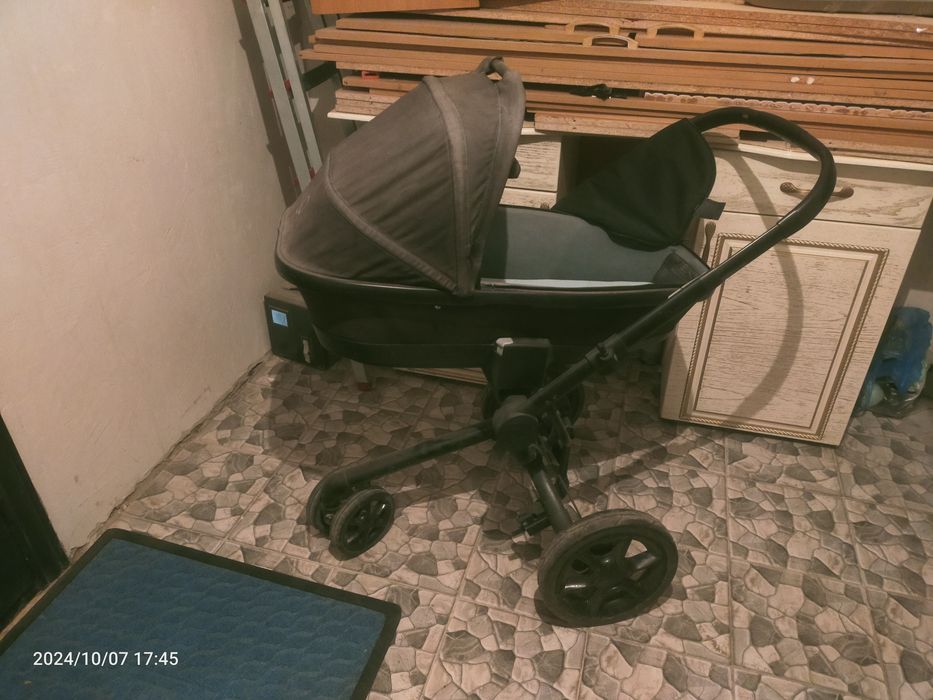 Продам Зимнию Коляску