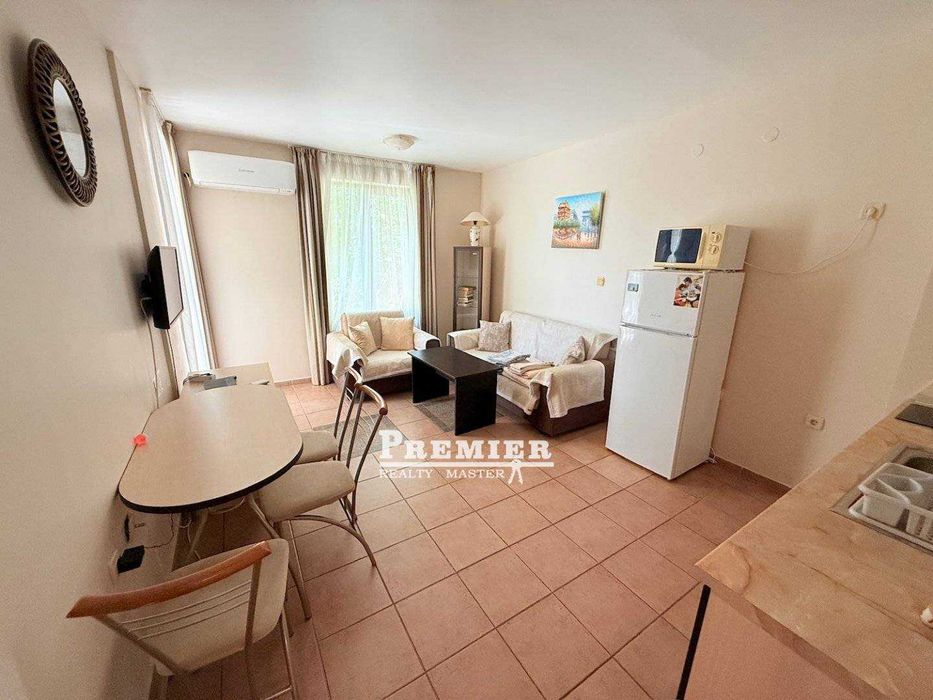 Продава се Двустаен апартамент в к.к. Слънчев бряг - 51 кв.м за 1608 €/кв.м - Снимка #1