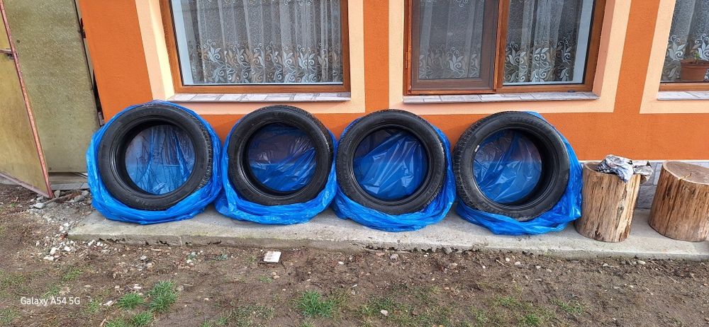 Anvelope 215 50 17 all season