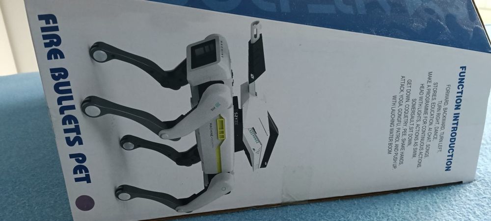 Robot caine inteligent