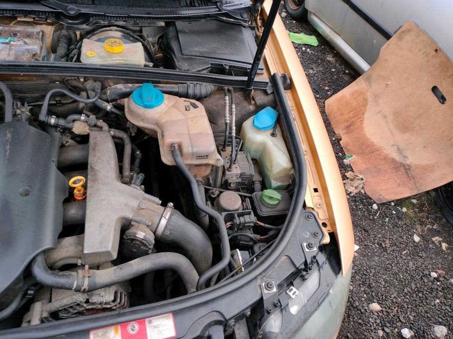 Dezmembrari  Audi A4 Cabriolet (8H, B6, B7)  2002  > 2009 1.8 T Benzi