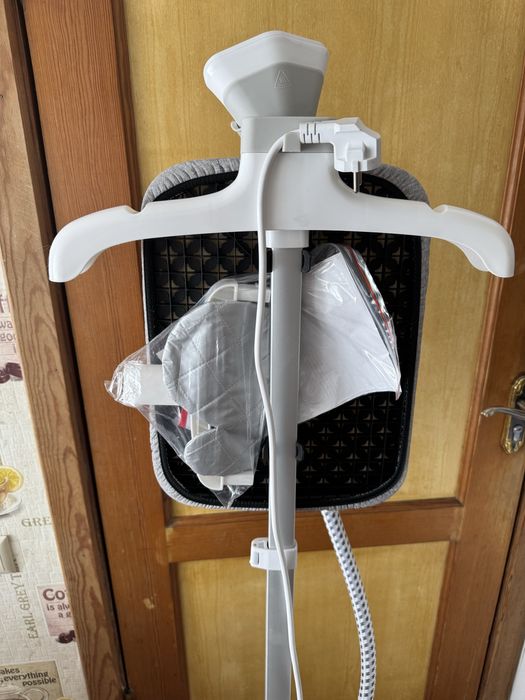 Паровой утюг-отпариватель продам