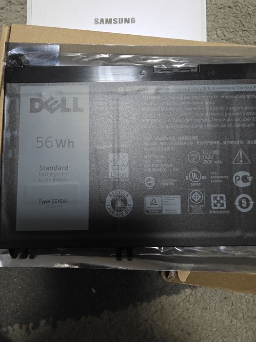 Bateri noi leptop dell cele din imagine pret 100ron