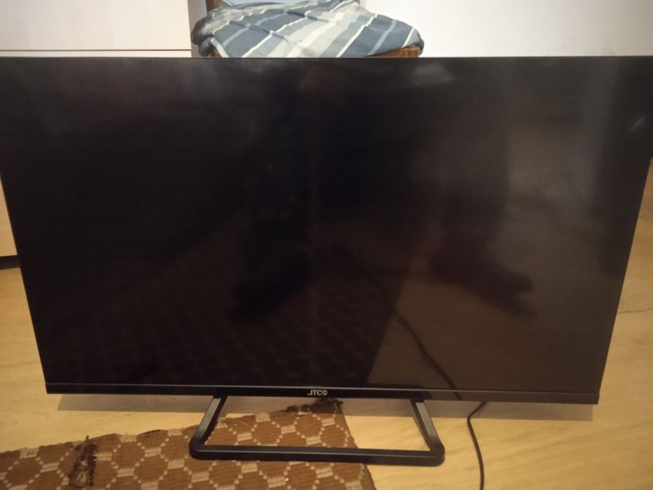 Vând plasmă smart Jtc 24