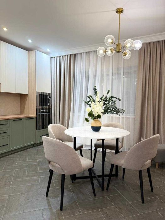 Продается двухкомнатная квартира 100 кв в ипотеку