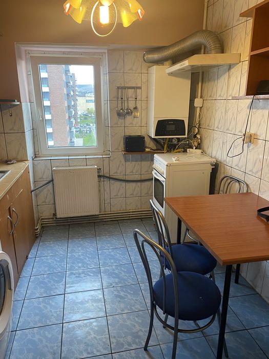 Pf vand apartament cu 3 camere